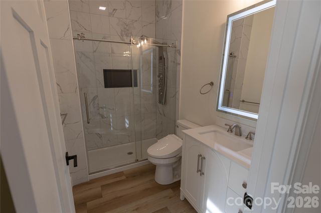 3802 Lyle Creek Avenue NE, Conover, NC 28613