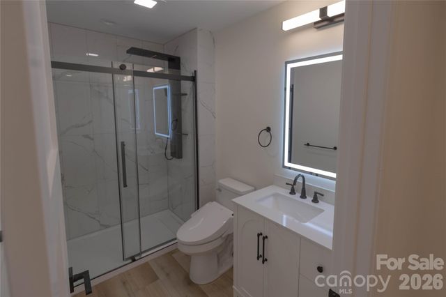 3802 Lyle Creek Avenue NE, Conover, NC 28613