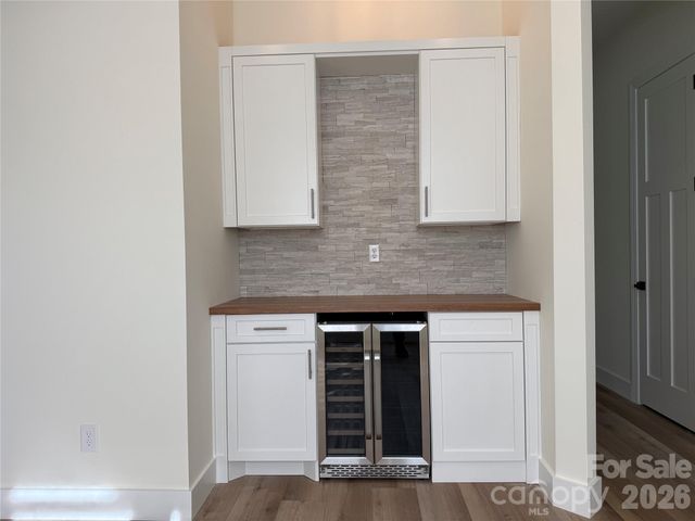 3802 Lyle Creek Avenue NE, Conover, NC 28613