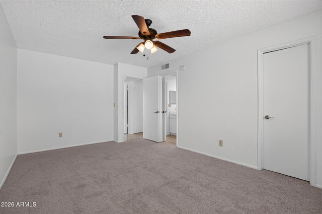 6320 W CAROL Avenue, Glendale, AZ 85302