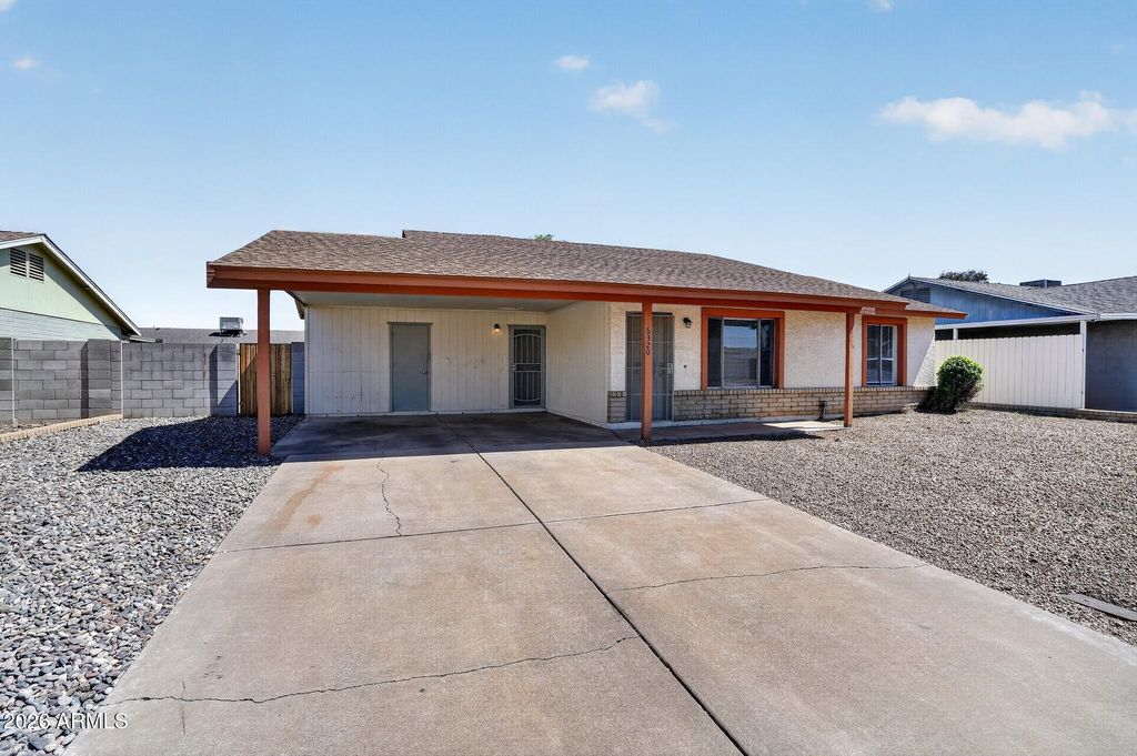 6320 W CAROL Avenue, Glendale, AZ 85302