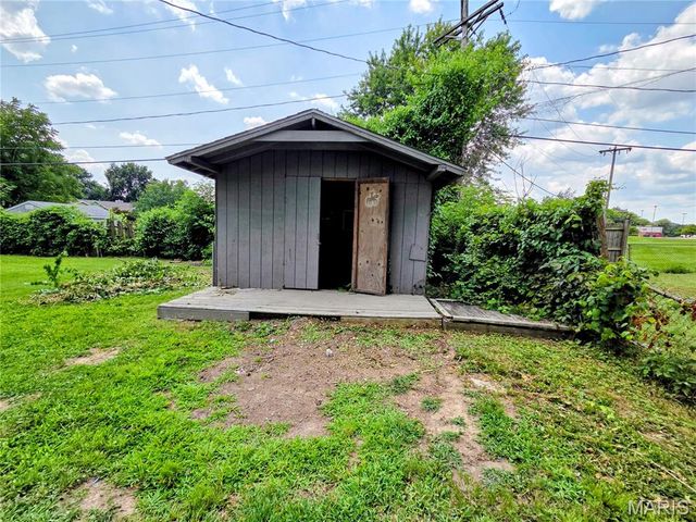 911 Saint Paul Lane, Unincorporated, MO 63366
