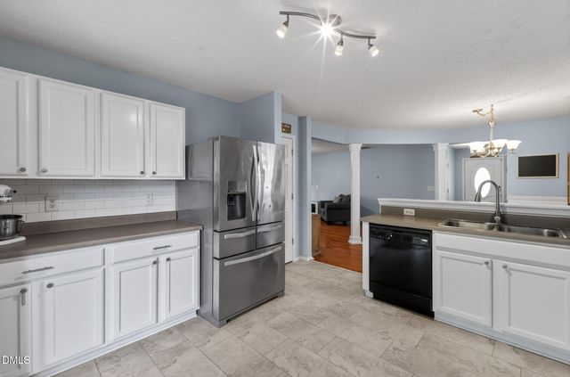 2805 Lenox Lane, Durham, NC 27703