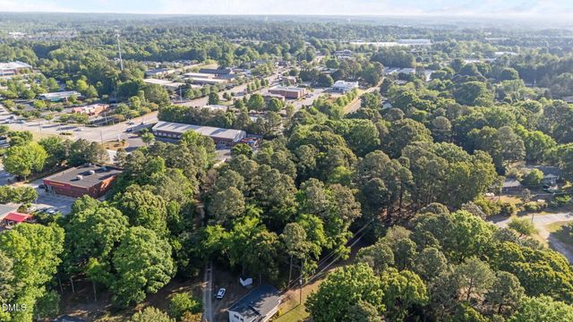 1642 Wake Drive, Wake Forest, NC 27587