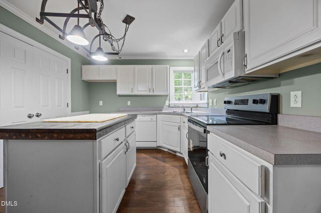 1642 Wake Drive, Wake Forest, NC 27587