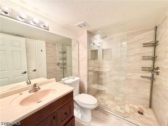 4680 Saint Croix LN 535, Naples, FL 34109