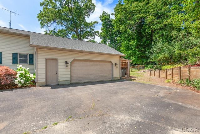 5619 Rays Drive, Onsted, MI 49265