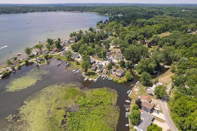 5619 Rays Drive, Onsted, MI 49265