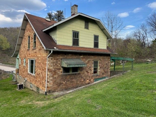 84 Union St, Brownsville, PA 15417