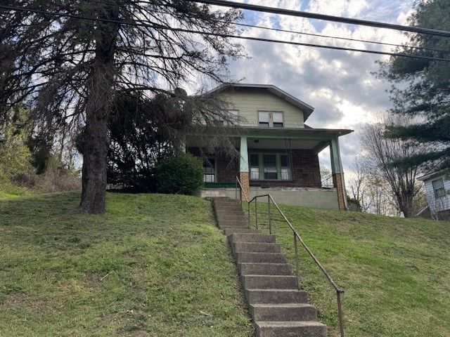 84 Union St, Brownsville, PA 15417