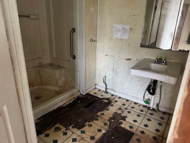 84 Union St, Brownsville, PA 15417