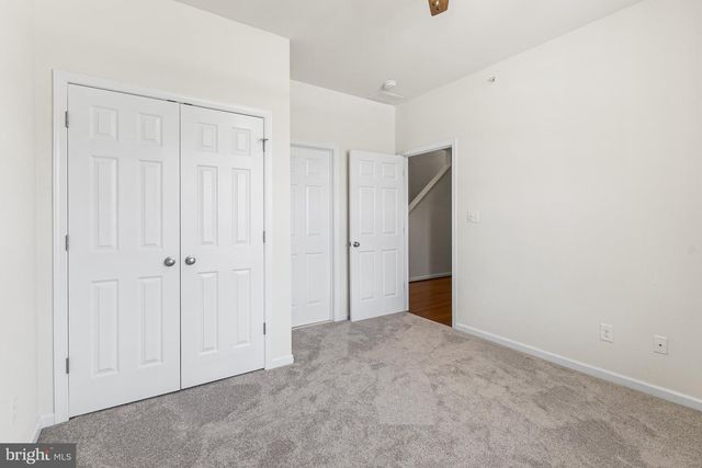 102 HARLOW POINT CT, Landenberg, PA 19350
