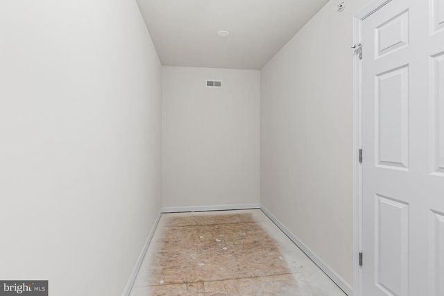 102 HARLOW POINT CT, Landenberg, PA 19350