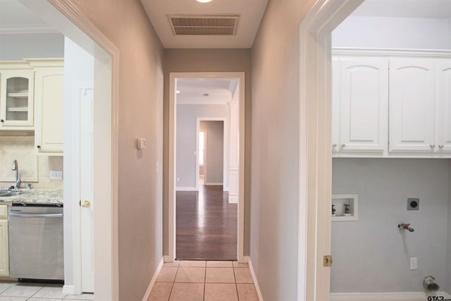 5707 Nicholson Dr, Tyler, TX 75707
