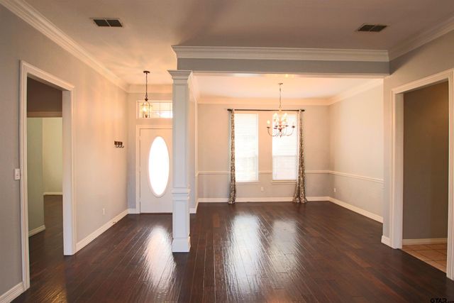 5707 Nicholson Dr, Tyler, TX 75707