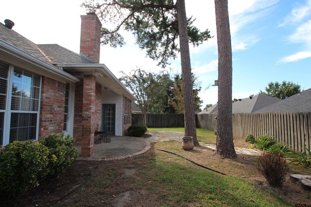5707 Nicholson Dr, Tyler, TX 75707