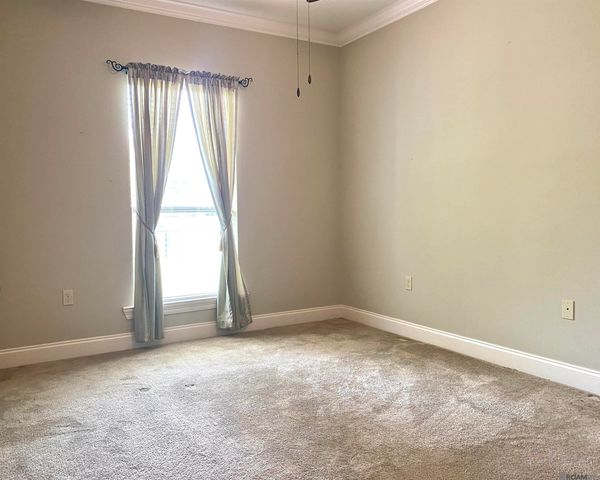 477 Lakeshore Dr, Oscar, LA 70762