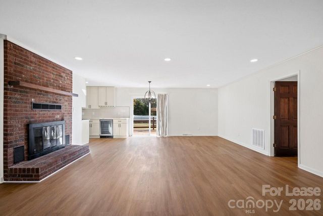 16808 Knoxwood Drive, Huntersville, NC 28078