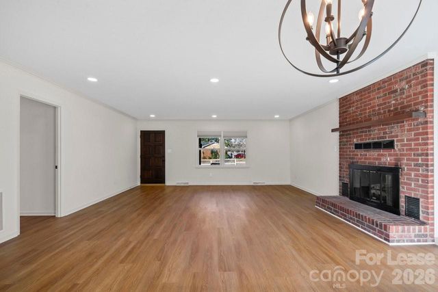 16808 Knoxwood Drive, Huntersville, NC 28078