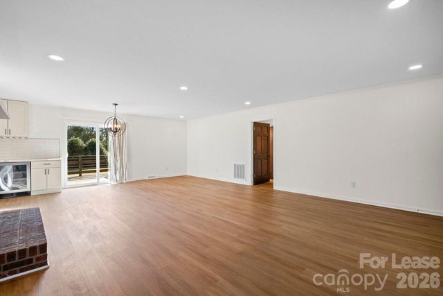 16808 Knoxwood Drive, Huntersville, NC 28078