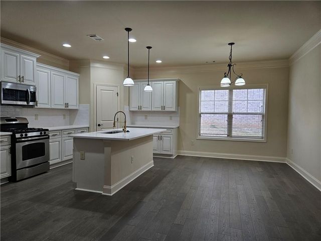 3155 Stonecrest Drive, Cumming, GA 30041