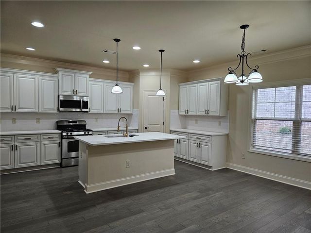 3155 Stonecrest Drive, Cumming, GA 30041
