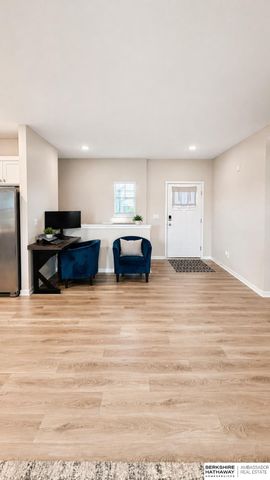 6430 Harvest Drive, Papillion, NE 68157