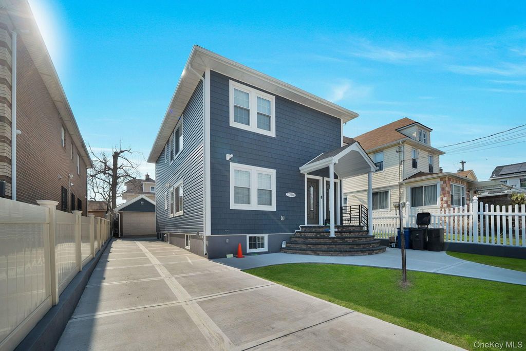 11718 198th Street, Saint Albans, NY 11412