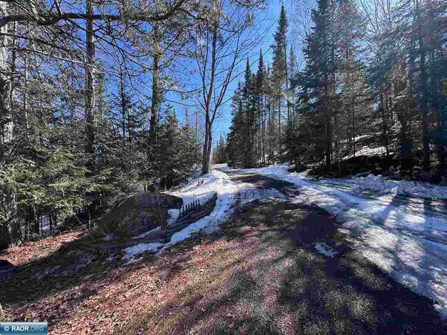 8519 Peterson Road, Cook, MN 55723