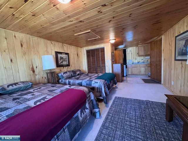 8519 Peterson Road, Cook, MN 55723