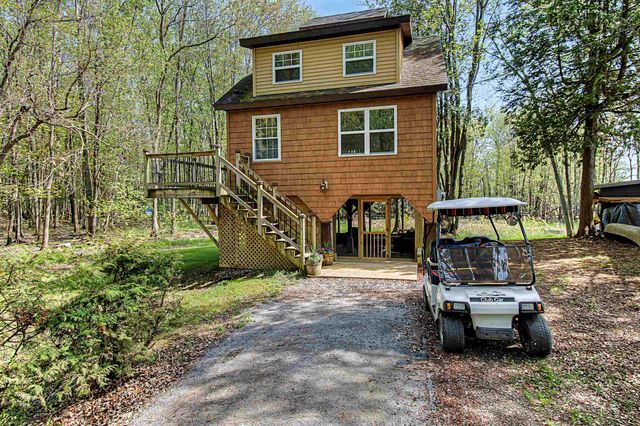 11 Hojaboom Road, St. Albans Town, VT 05478