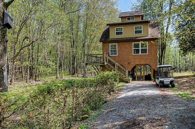 11 Hojaboom Road, St. Albans Town, VT 05478