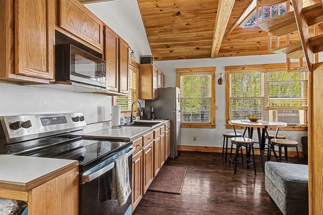 11 Hojaboom Road, St. Albans Town, VT 05478