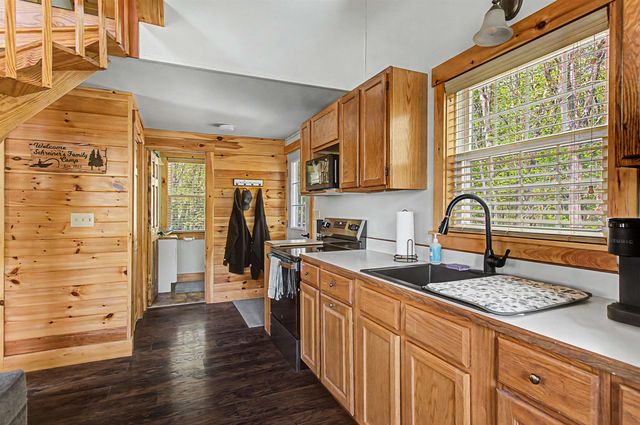 11 Hojaboom Road, St. Albans Town, VT 05478