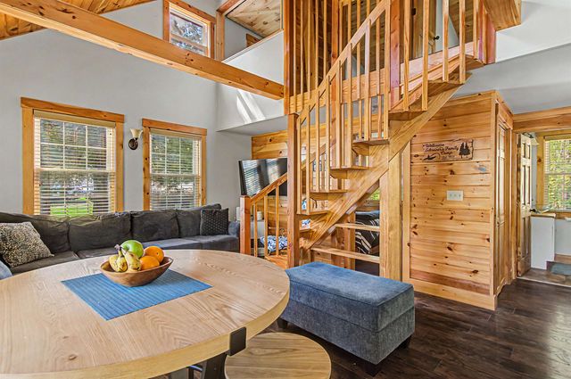 11 Hojaboom Road, St. Albans Town, VT 05478