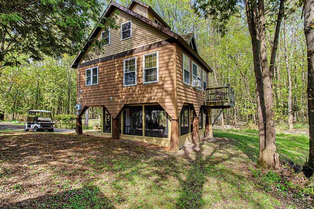11 Hojaboom Road, St. Albans Town, VT 05478