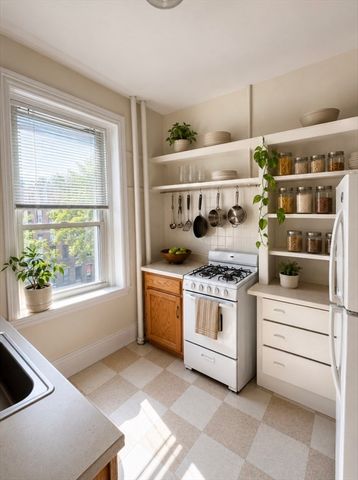 87 Gordon St 16, Boston, MA 02135