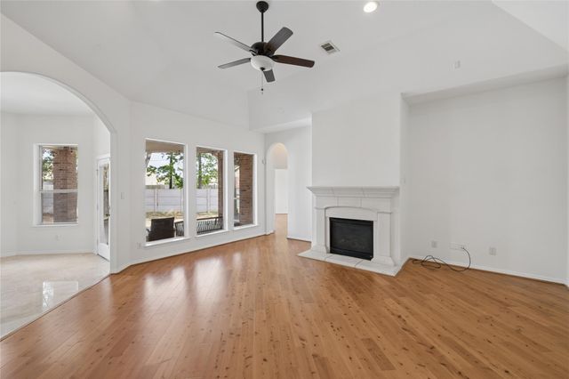 4807 Wellington Way, Houston, TX 77069