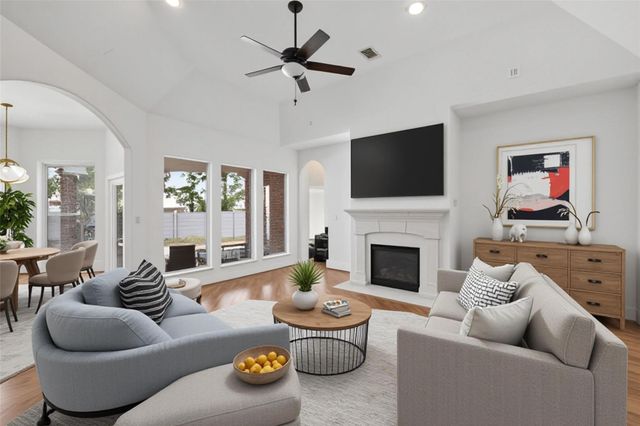 4807 Wellington Way, Houston, TX 77069