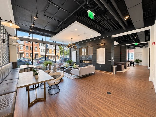 99 Sumner St 305, Boston, MA 02128