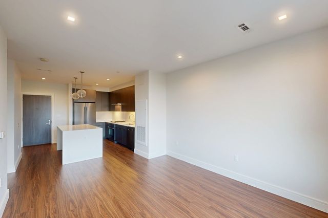 99 Sumner St 305, Boston, MA 02128