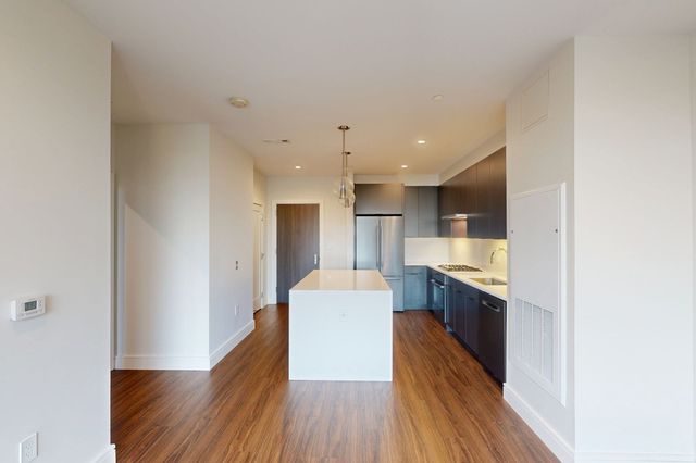 99 Sumner St 305, Boston, MA 02128