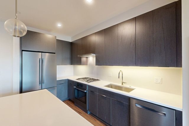 99 Sumner St 305, Boston, MA 02128