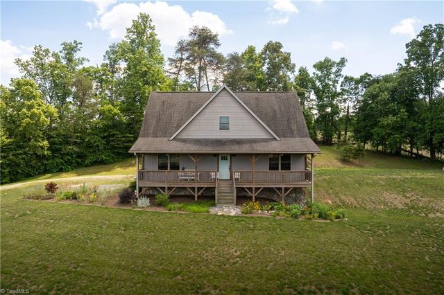 186 Pipers Creek Trail, Ararat, NC 27007