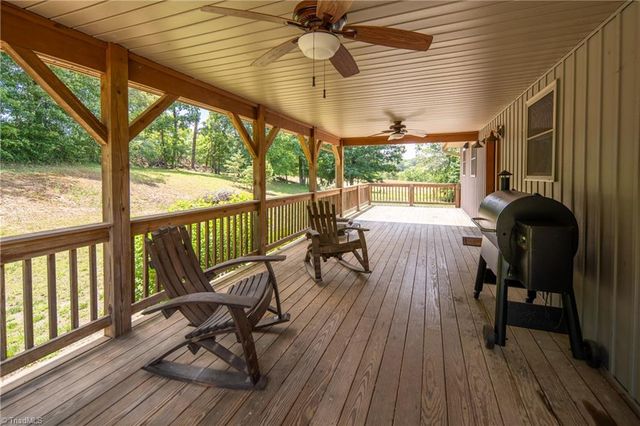 186 Pipers Creek Trail, Ararat, NC 27007