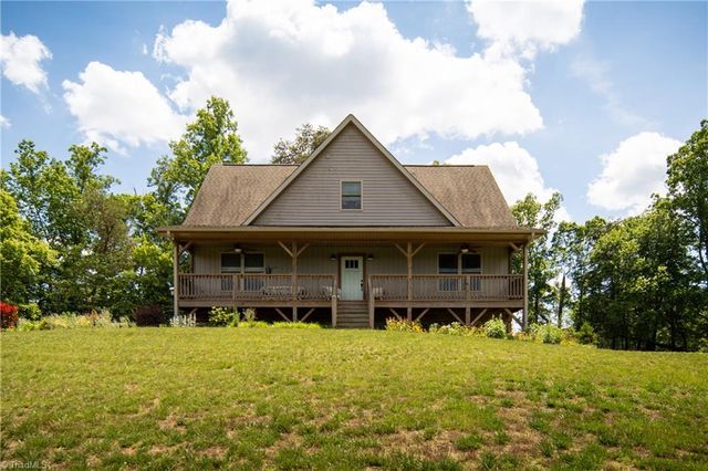186 Pipers Creek Trail, Ararat, NC 27007