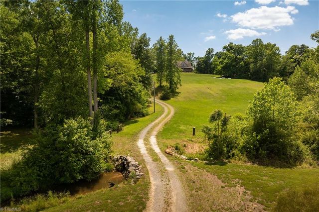 186 Pipers Creek Trail, Ararat, NC 27007