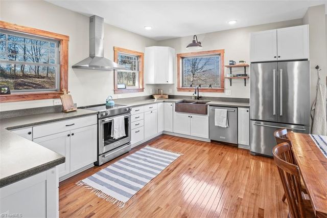186 Pipers Creek Trail, Ararat, NC 27007