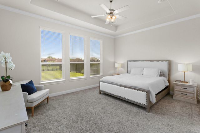 12114 Champions Forest Drive, Mont Belvieu, TX 77535