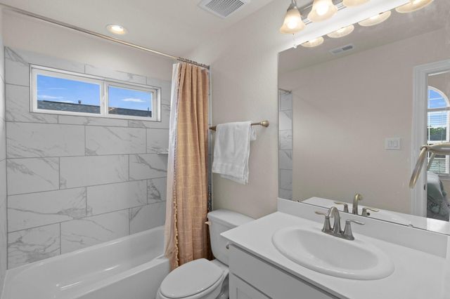 12114 Champions Forest Drive, Mont Belvieu, TX 77535